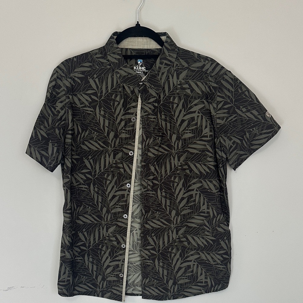 Kuhl Olive Leaf Pattern Shirt